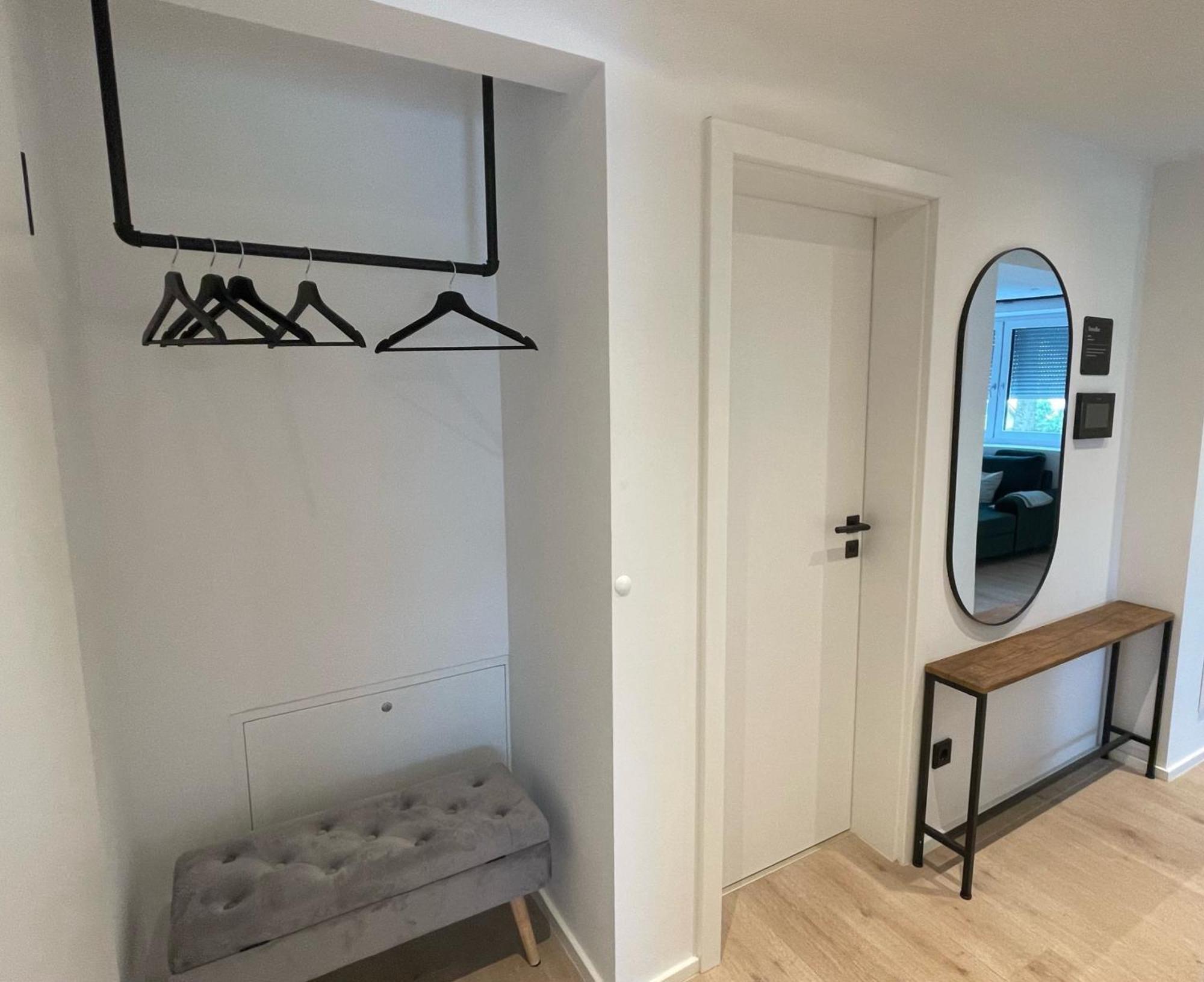 Roemer Apartment Und Zimmer Turkheim Exterior foto